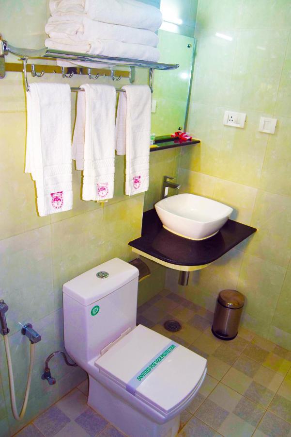 Thiviyam Airport Hotel Chennai Zewnętrze zdjęcie