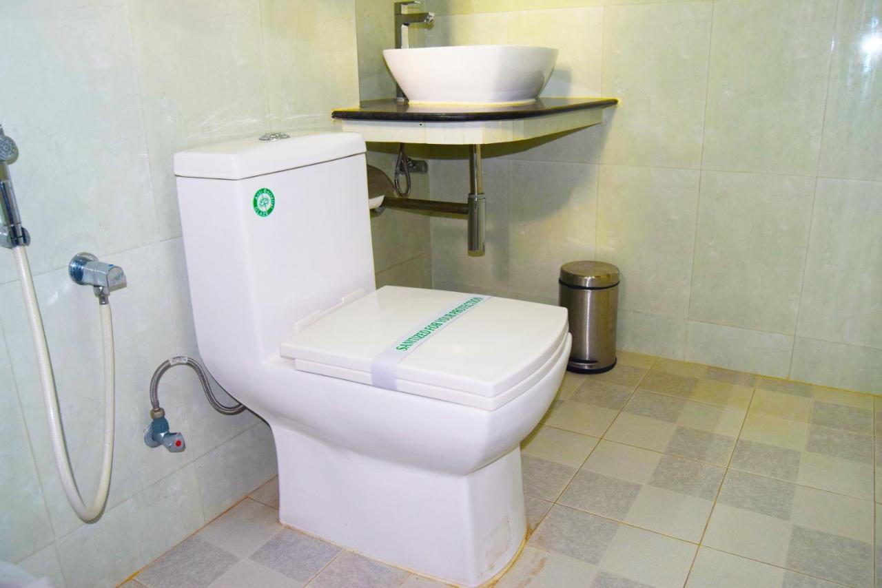 Thiviyam Airport Hotel Chennai Zewnętrze zdjęcie